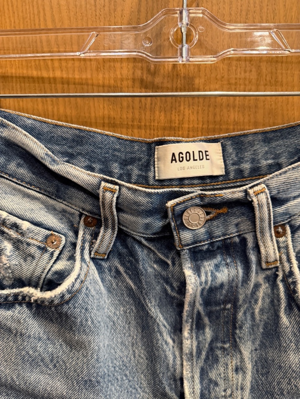 AGOLDE Riley Short - Picture 2 of 6